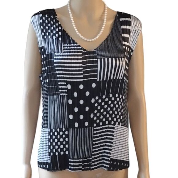 Dressbarn Women's Size XL Super Stretchy Black and White Print Reverse Wear Tank - Picture 1 of 11
